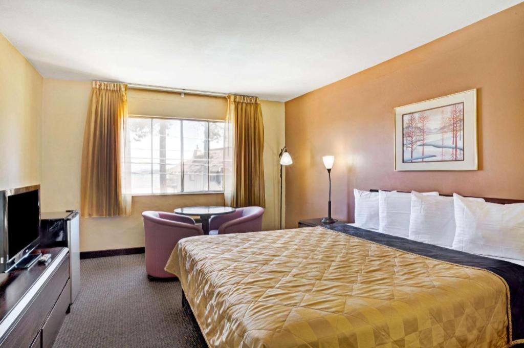 Howard Johnson By Wyndham South Lake Tahoe Eksteriør billede