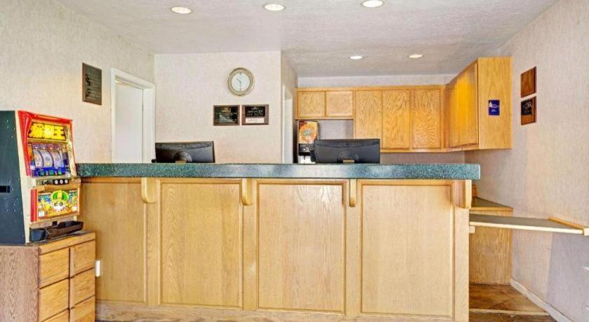 Howard Johnson By Wyndham South Lake Tahoe Eksteriør billede